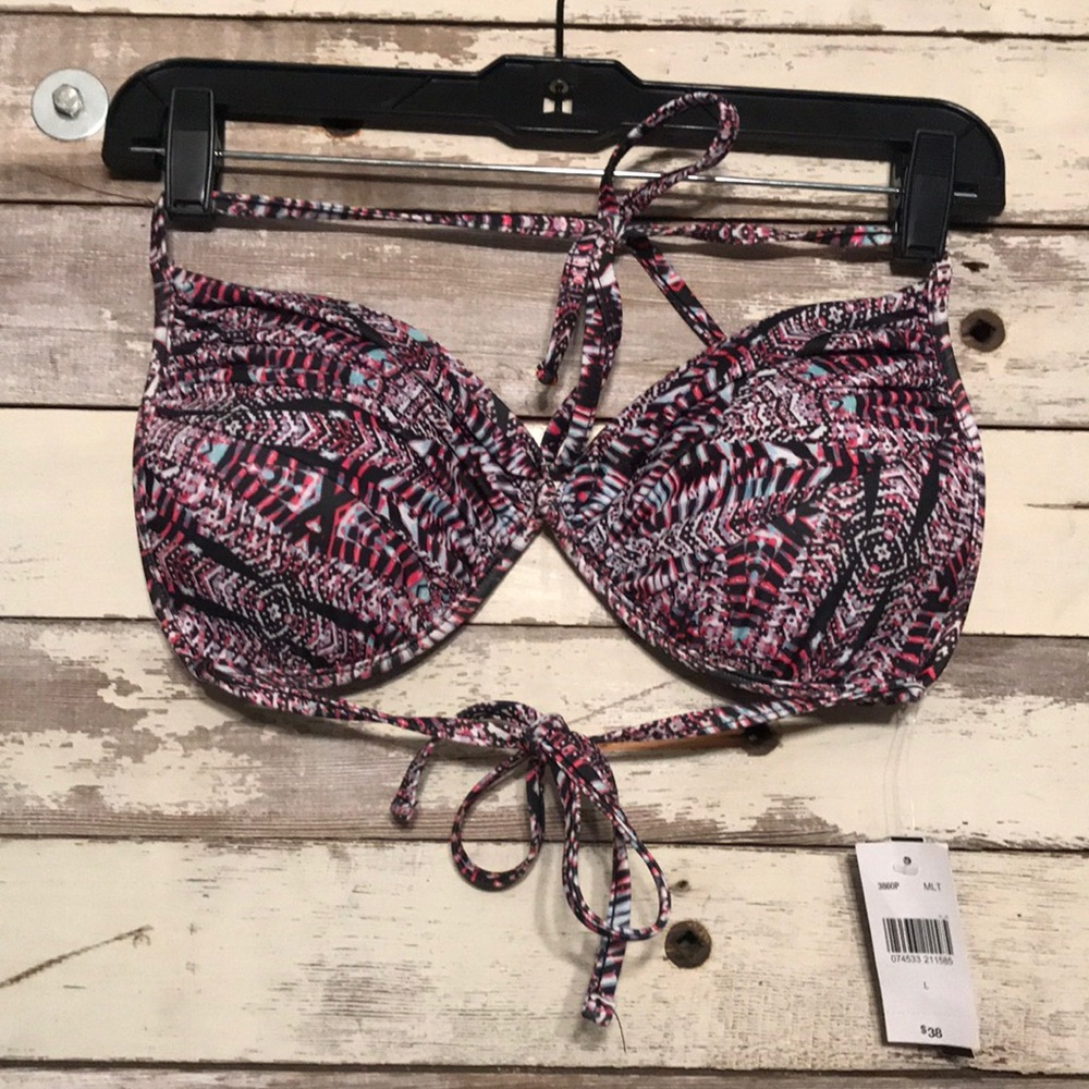 HALTER STYLE BIKINI TOP